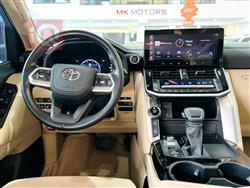 تۆیۆتا لاند کروزەر